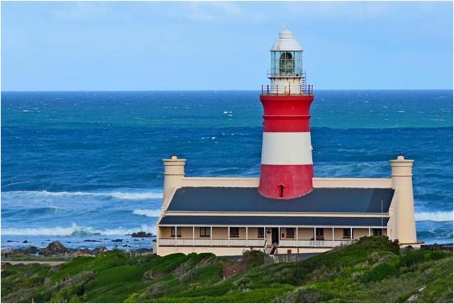 House Of 2 Oceans Apartment Agulhas Exterior photo